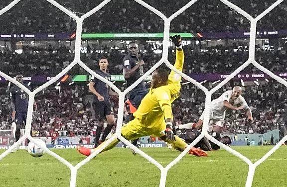 1669825578099094935.jpeg 哈兹里.jpeg